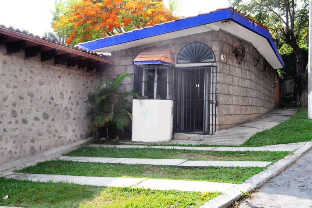 Departamento En Lomas De Cuernavaca Con Aire Acond Leilighet Temixco Eksteriør bilde